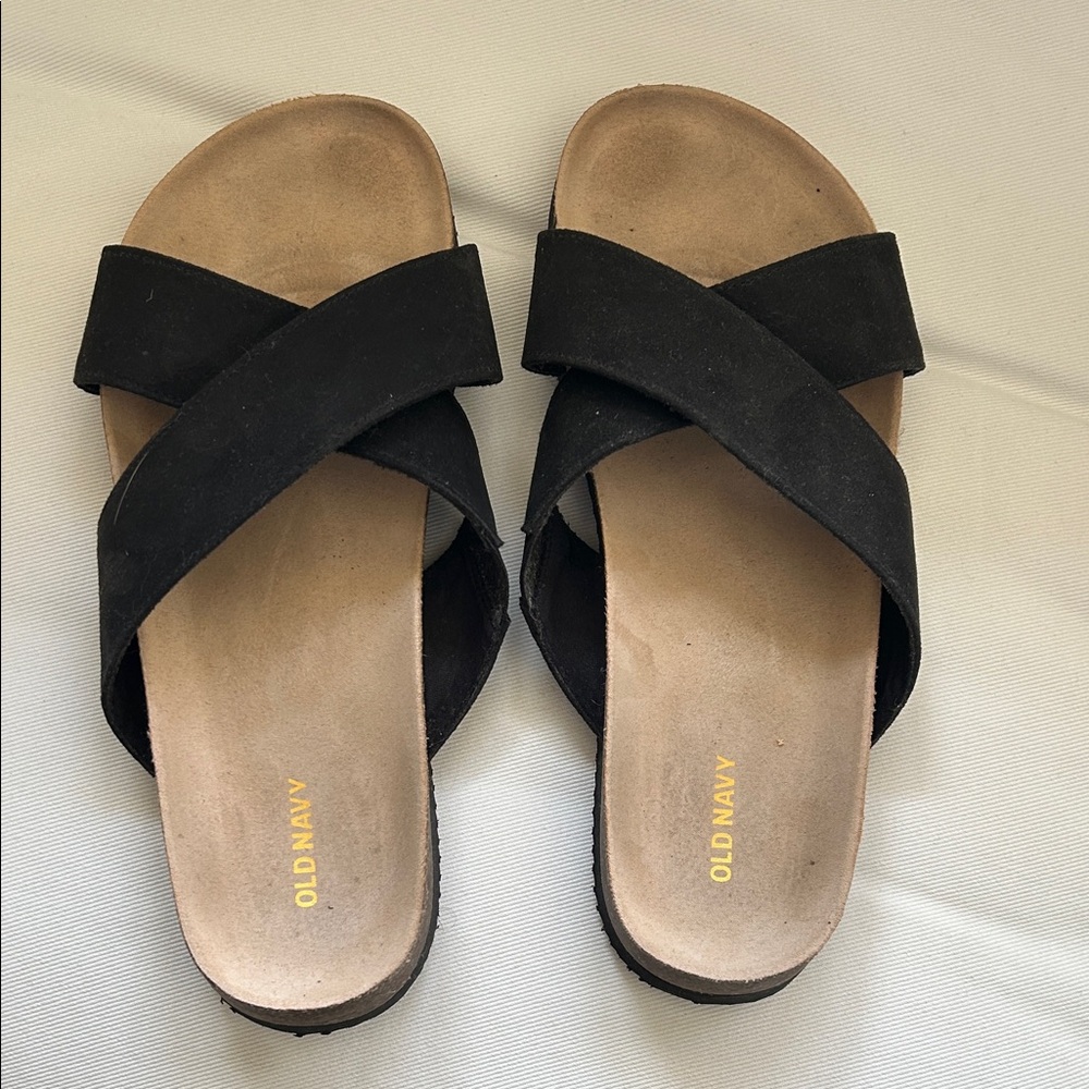 Old Navy Women's Black Cross-Strap Sandals